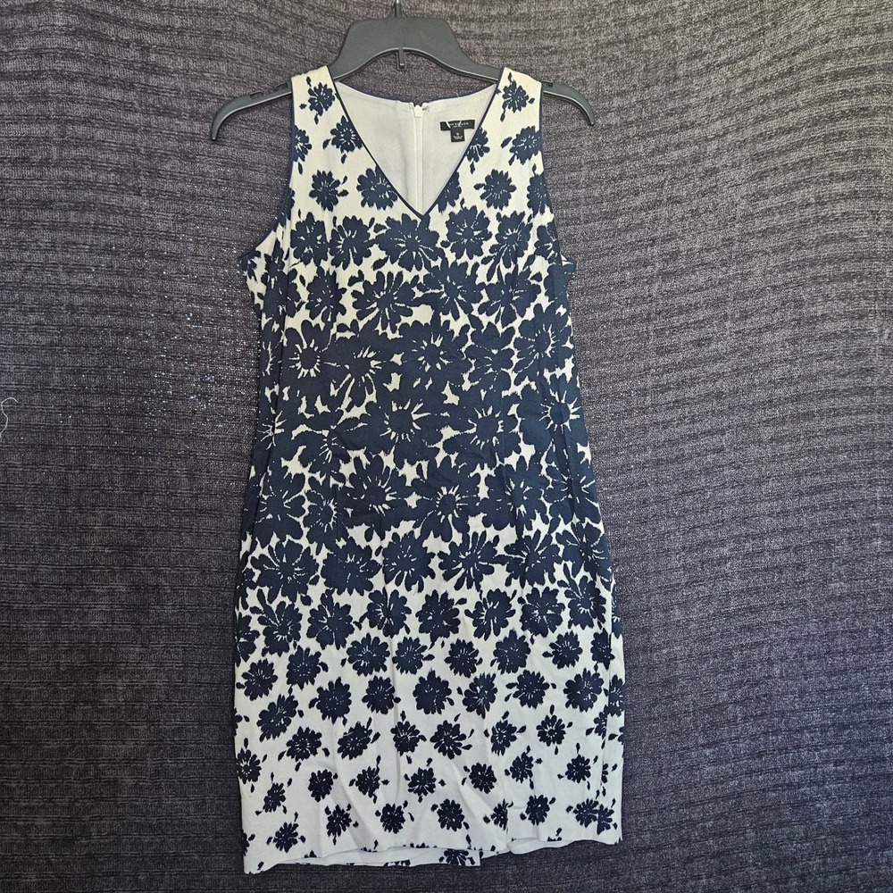 Ann Taylor Navy Blue White Floral V-Neck Sheath Dress Size 6 Stretch Cotton